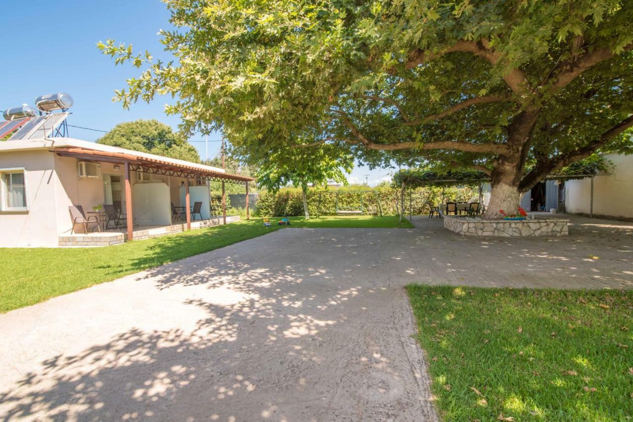 Paradisos Preveza Bagian luar foto